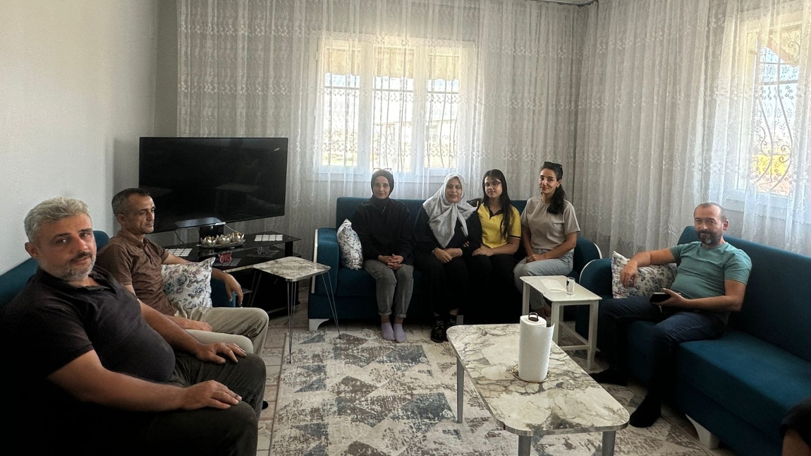 12.SINIF ÖĞRENCİLERİNE YÖNELİK ÜNİVERSİTE YOLUNDA MORAL, MOTİVASYON ZİYARETLERİ